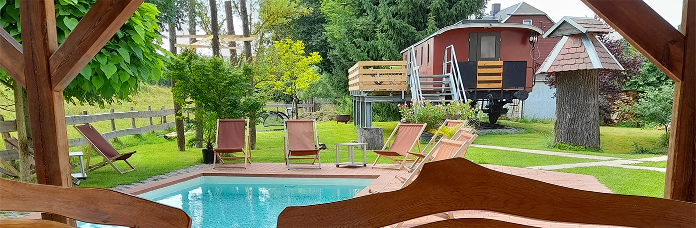 Wohngebeude mit Treppe.