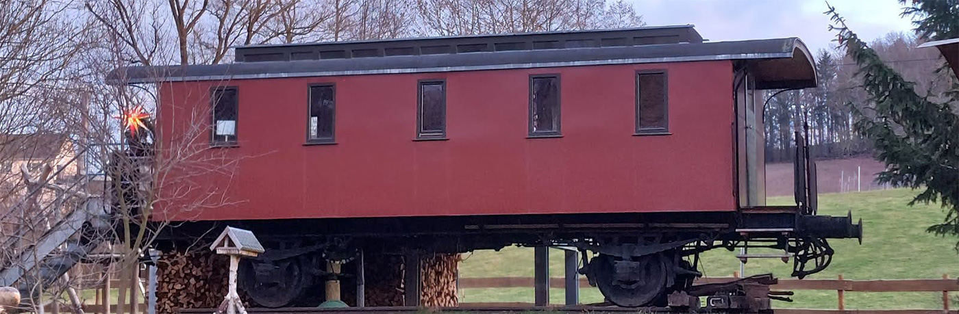 Badezimmer, Waschbecke, Spiegel